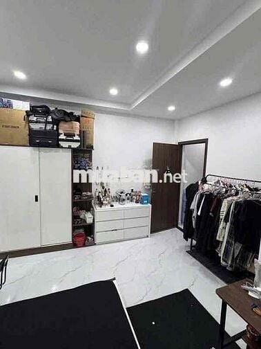 CHO THUÊ MỘT PHÒNG NGỦ FULL NỘI THẤT GẦN LOTTEMART