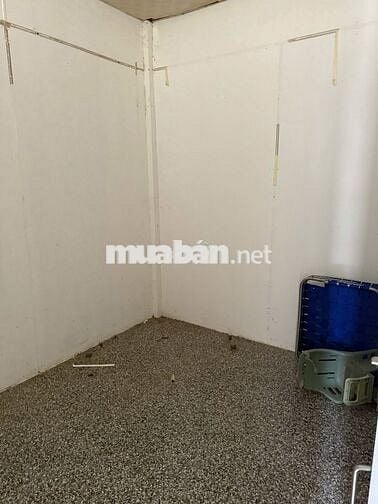 Cho thuê nhà nguyên căn ngang 4 đài 10 40m2, hẻm 606/44, Đường 43
