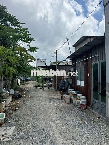 Cho thuê nhà nguyên căn ngang 4 đài 10 40m2, hẻm 606/44, Đường 43