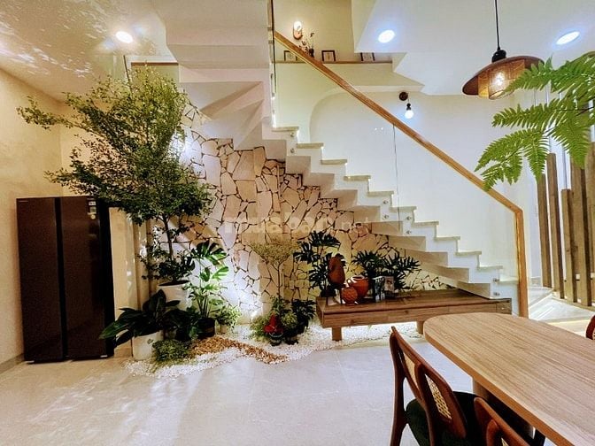 Nhà HXH mới, 4 tầng, 50m2, 8,4 tỷ, p.Tân Sơn (q.Tân Bình cũ)