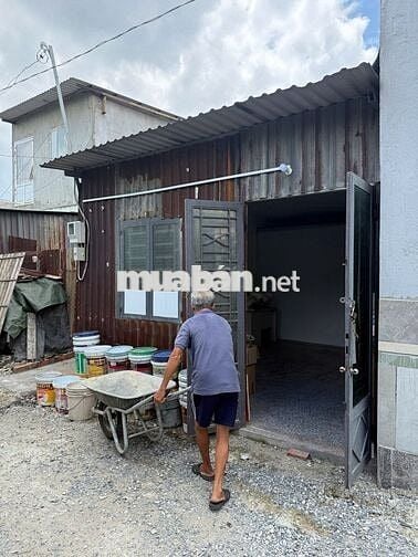 Cho thuê nhà nguyên căn ngang 4 đài 10 40m2, hẻm 606/44, Đường 43
