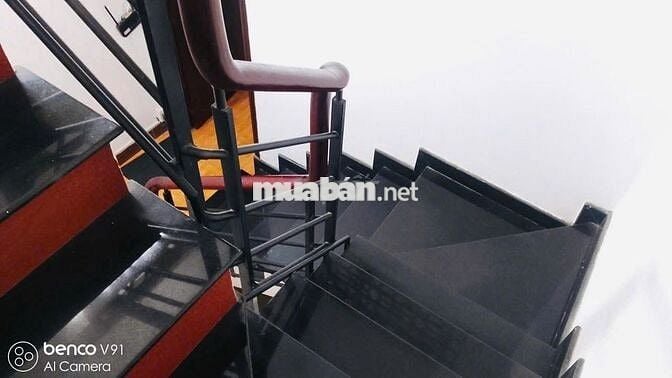 Cho 1-2 người độc thân, thuê phòng Lầu 2, đẹp giá rẻ, đủ nội thất 