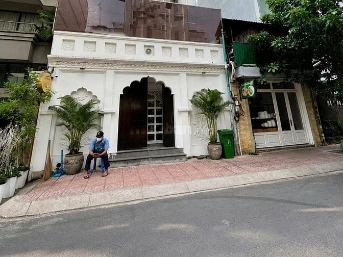 Bán nhà mặt tiền Hồ Xuân Hương, 83,3m², ngang 6,6m, 6 tầng, giá 63 tỷ