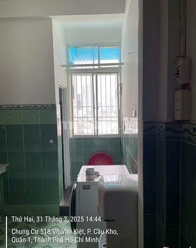 Cho thuê căn hộ CC 518 Võ Văn Kiệt, Quận 1. 