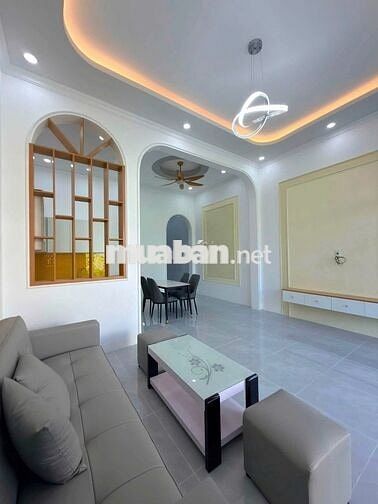 Nhà Cấp 4 90m2 Sổ Riêng  Giá 1tỷ300 Triệu, Không Có Căn Nào Rẻ Hơn