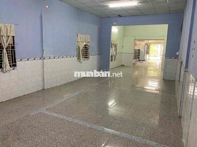 Nhà rộng 250m2 hẻm Đồng Văn Cống
