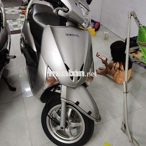 Honda Lead 110 Bạc Việt Nam