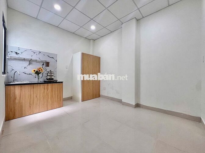 PHÒNG THOÁNG MỚI XÂY NGAY HÀNG XANH, NGUYỄN GIA TRÍ