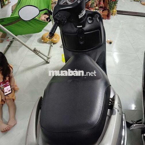 Honda Lead 110 Bạc Việt Nam