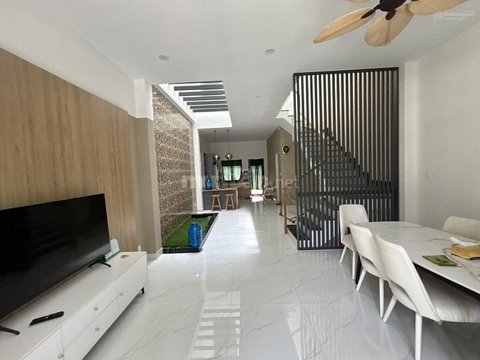 CHO THUÊ NHÀ NGUYÊN CĂN 110M²  3PN 4WC CÁCH VINHOMES CẦN GIỜ 1.6km