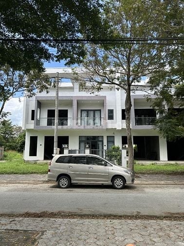 CHO THUÊ NHÀ NGUYÊN CĂN 110M²  3PN 4WC CÁCH VINHOMES CẦN GIỜ 1.6km