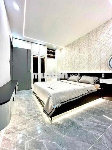 NHÀ 5x20 (SÂN 2 XE HƠI )FULL NỘI THẤT ĐƯỜNG 7M