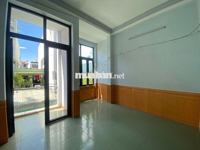 Hẻm Hồng Lạc, Quận Tân Bình, 180m2, 4,2x15, 5PN 3WC