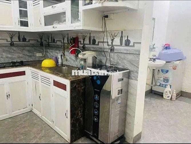 bán kho 8x32 mặt tiền Phạm Ngũ Lão nối dài