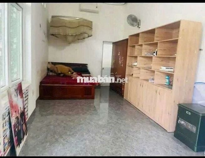 bán kho 8x32 mặt tiền Phạm Ngũ Lão nối dài