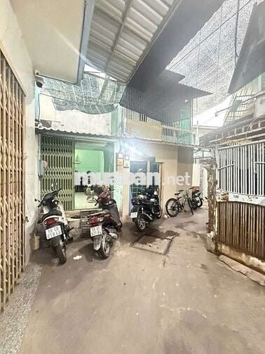BÁN NHÀ 30,5M2 HẺM ĐƯONG TÂN MỸ KẾ ĐH TÀI CHÍNH MARKETING SÁT MẶT TIỀN