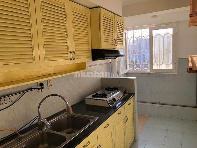 Cc Mỹ Cảnh, căn hộ có 1 trệt, 1 lầu, 3 pn, 2 wc, 110m2, nằm ở tầng 4 c