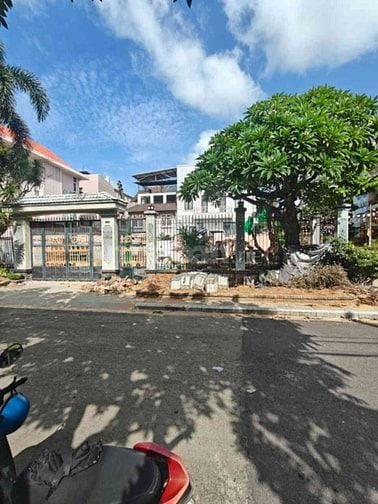 GẤP BÁN LÔ ĐẤT VILLA NGAY KHU TÊN LỬA LÔ GÓC THOÁNG MÁT GIÁ CHỈ 31 TỶ