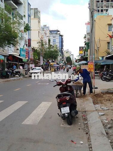 nguyên tòa chung tâm quận 1 cho thuê