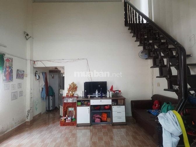 Cho thuê nhà nguyên căn hẽm ô tô tiện làm văn phòng