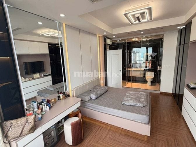 BÁN CĂN HỘ 3 PHÒNG NGỦ NỘI THẤT CAO CẤP TẠI ROYAL CITY