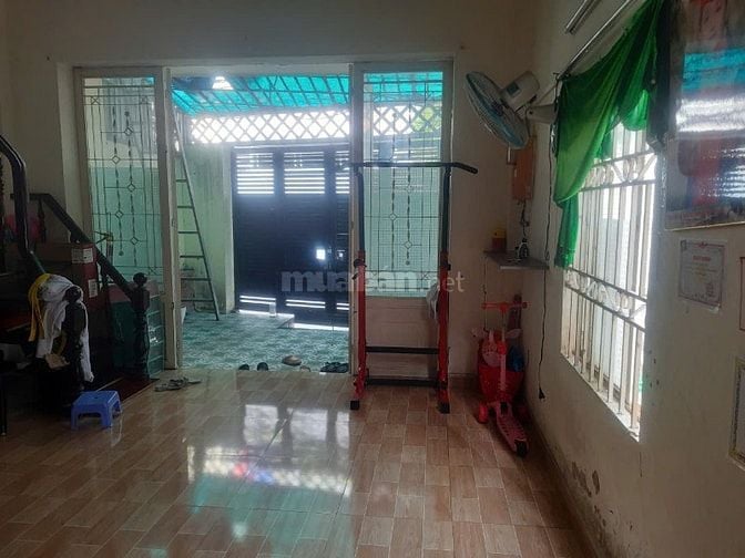 Cho thuê nhà nguyên căn hẽm ô tô tiện làm văn phòng