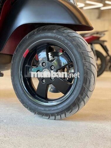 Piaggio GTS300 2019 Đen