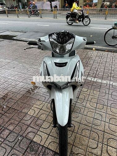 Honda Future 125 Fi 2026 Trắng đỏ đen 900km