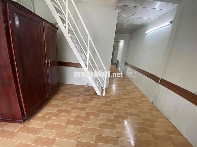 cho thuê nhà nguyên căn ngay chợ lớn sóc trăng