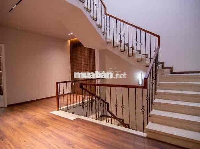 CHO THUÊ NHÀ ĐẸP MỚI 100% GẦN BIỂN PHẠM VĂN ĐỒNG