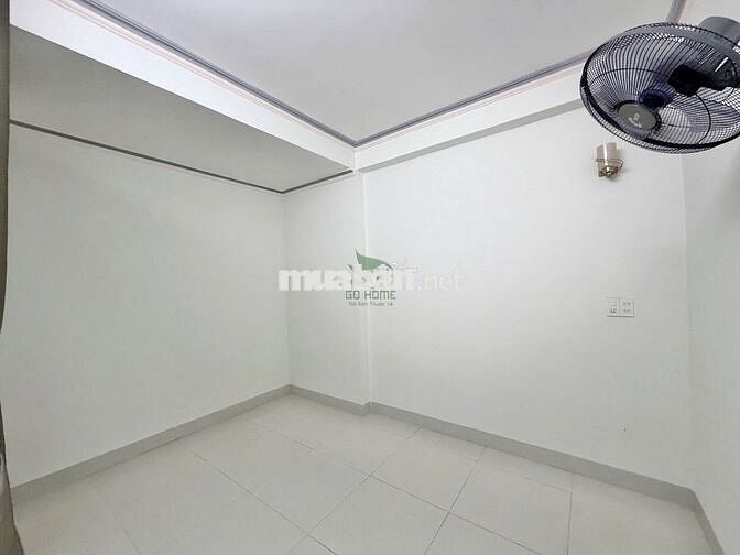 NHÀ Ở KINH DOANH - 4 PHÒNG NGỦ - CÓ NỘI THẤT - MẶT TIỀN KĐT PHƯỚC LONG