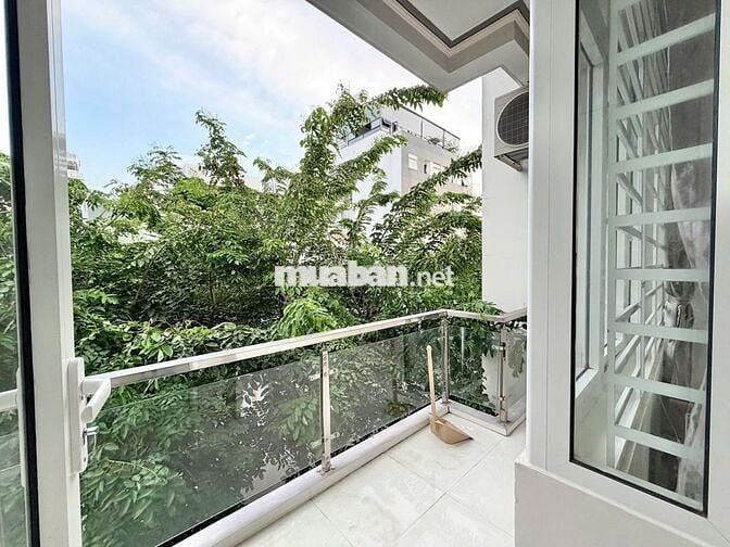 NHÀ Ở KINH DOANH - 4 PHÒNG NGỦ - CÓ NỘI THẤT - MẶT TIỀN KĐT PHƯỚC LONG