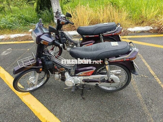 Honda Dream Thái 1996 và 1999 Nâu