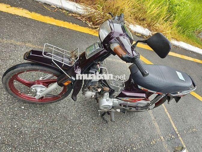Honda Dream Thái 1996 và 1999 Nâu