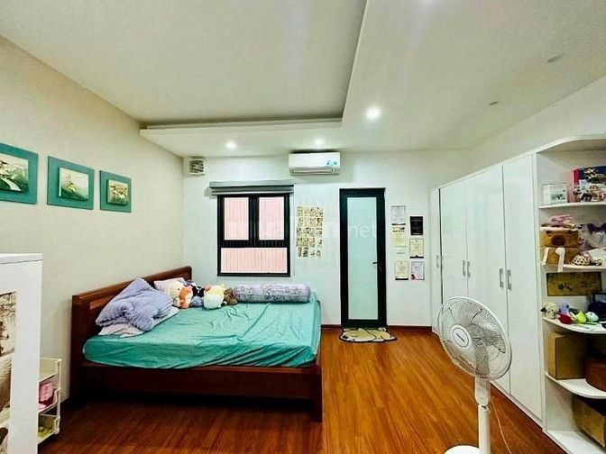 Bán gấp Nhà Liền Kề, ngõ 622 Minh, ô tô tránh, kinh doanh, 86m2, 42 tỷ