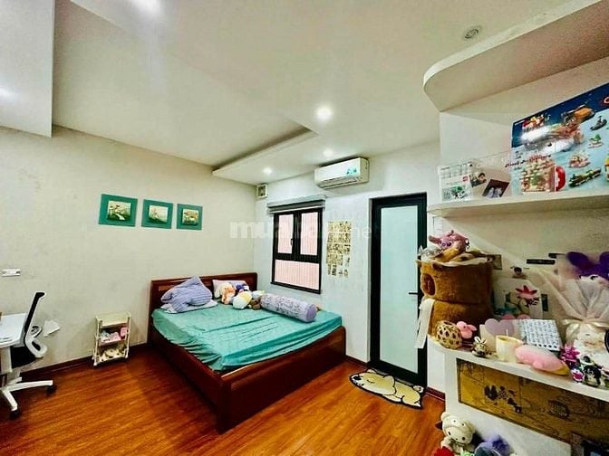 Bán gấp Nhà Liền Kề, ngõ 622 Minh, ô tô tránh, kinh doanh, 86m2, 42 tỷ