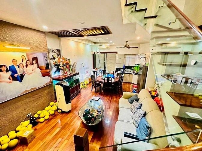 Bán gấp Nhà Liền Kề, ngõ 622 Minh, ô tô tránh, kinh doanh, 86m2, 42 tỷ