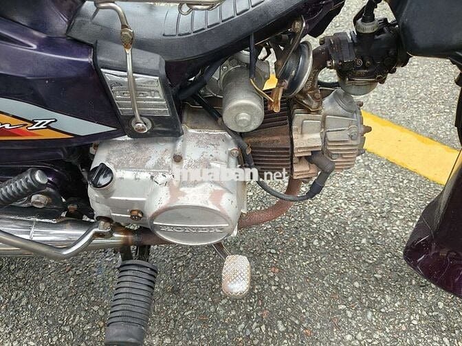 Honda Dream Thái 1996 và 1999 Nâu