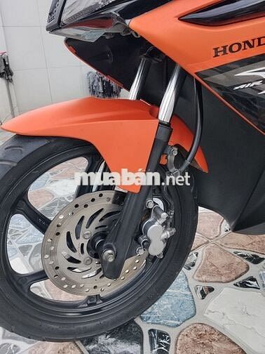 Airblade Fi đời 2010 úp Thái, máy nguyên zin