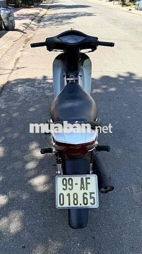 Honda Wave RS 50cc Trắng