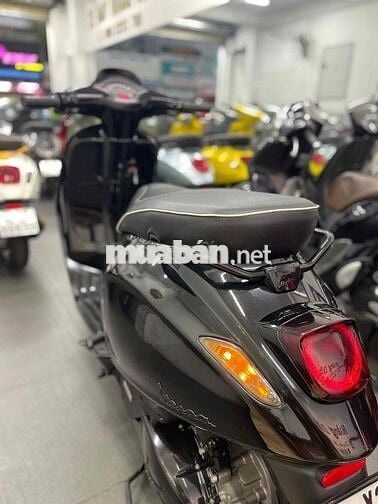 Piaggio Vespa Sprint 125 ABS 2021 Đen