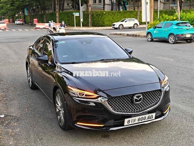 Mazda Mazda 6 2.5 Sig 2022 28000 km Đen