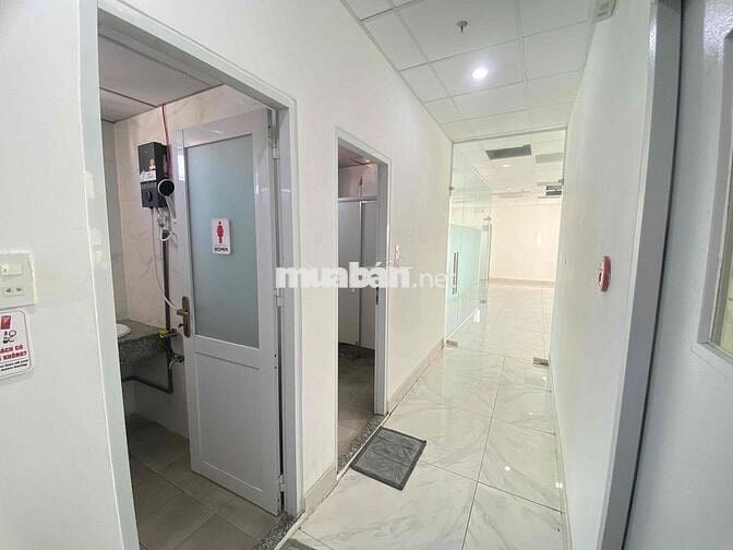 VĂN PHÒNG 50m2 NGAY METRO TÂN CẢNG