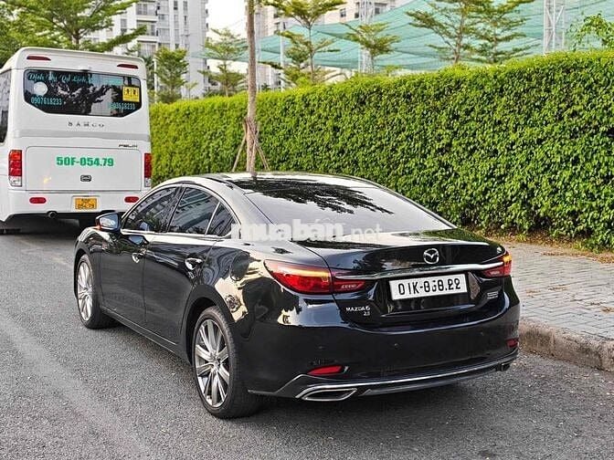 Mazda Mazda 6 2.5 Sig 2022 28000 km Đen