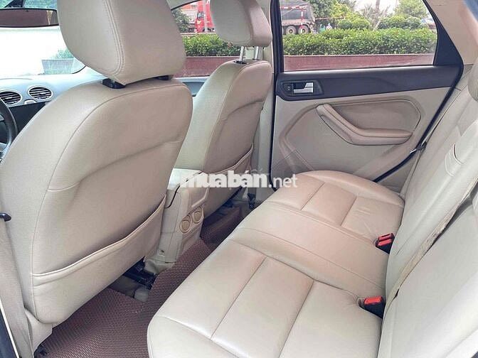Ford Focus 2011 Số tự động Đen