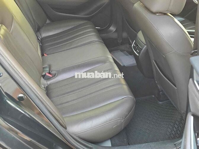 Mazda Mazda 6 2.5 Sig 2022 28000 km Đen