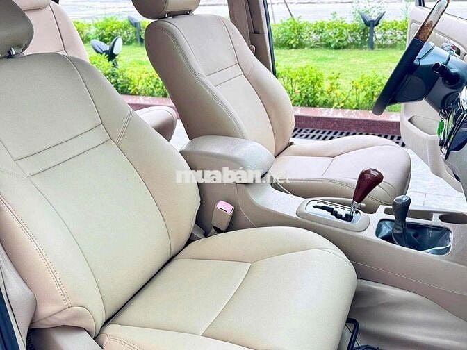 Toyota Fortuner 2009 2 cầu Số tự động Bạc
