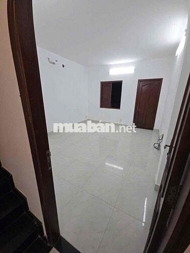 nhà 4x16m trệt + lửng 2 lầu 5pn 3wc, hẻm 224 Đường Số 8. BHH Bình Tân