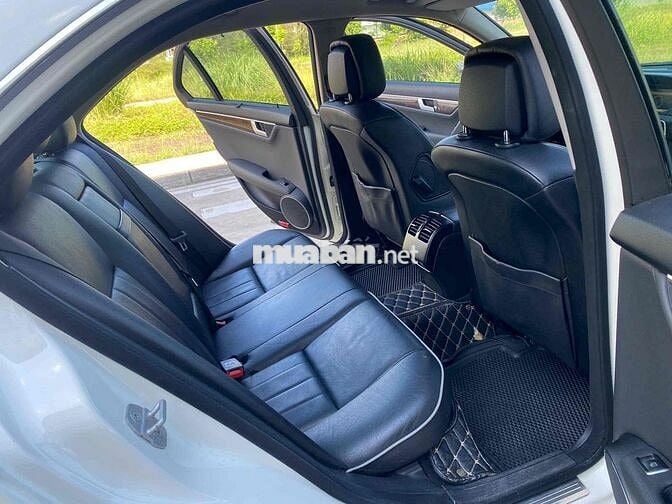 Mercedes C250 2011 Trắng Xăng Tự động