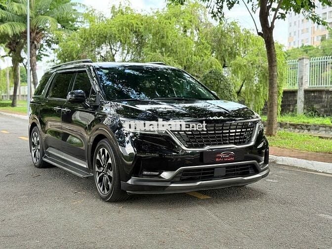 Kia Carnival Signature 2022 bản full ,siêu lướt